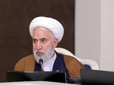 موحدی: اسامی افرادی که ارز صادراتی را بازنگردانده‌اند، اعلام شود