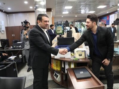 بازدید نجارزاده از برخی شعب سابق بانک سابق آینده