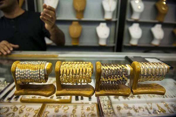 روز آرام بازار طلای داخلی؛ هر گرم طلای ۱۸ عیار ۲۰۰۰ تومان کاهش یافت