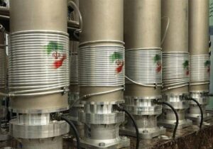 ادعای بررسی توقف غنی‌سازی از سوی ایران «کاملاً جعلی» است