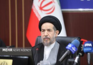 ابوترابی‌فرد: اقتصاد دولتی از موانع اصلی رشد پایدار ایران است