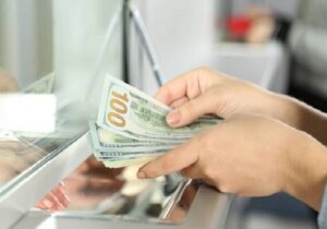 گران شدن دوباره قیمت دلار و یورو؛ ترمز ارز کشیدنی نیست!